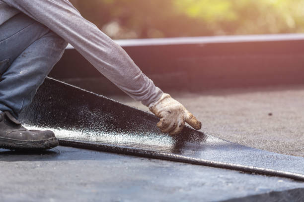 Professional Vapor Barrier Installation technician working in Plainview, MN